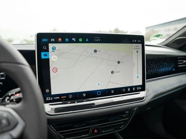 Volkswagen Passat 4Motion DSG R-Line