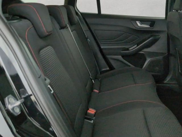 Ford Focus ST Line Wagon