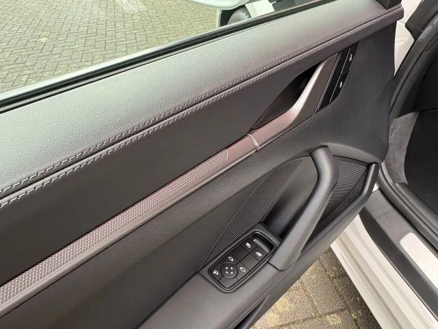 Porsche 911 992 Carrera Coupé