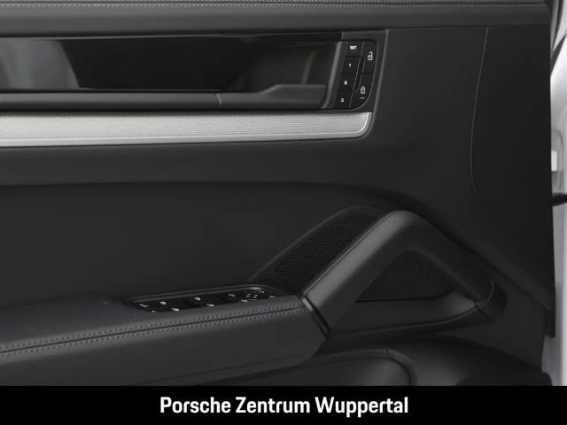 Porsche Cayenne Surround-View Sportabgas LED-Matrix