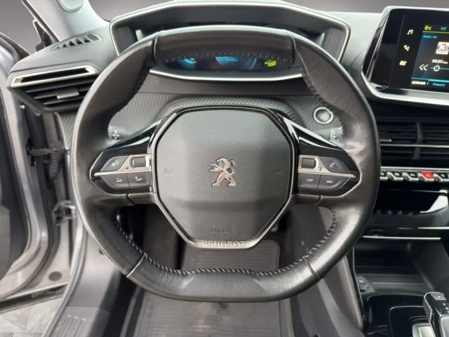 Peugeot E-2008 Allure Pack