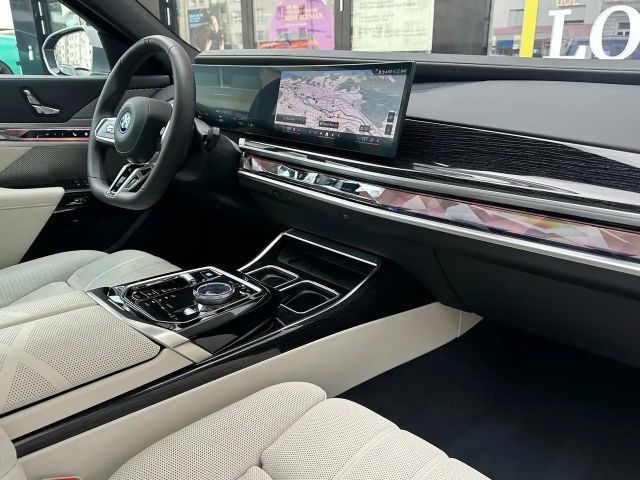 BMW i7 M-Sport Sedan xDrive60