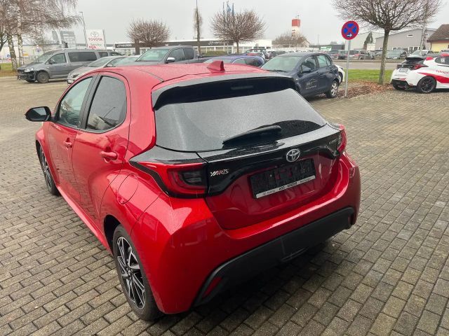 Toyota Yaris Hatchback Hybride Team D