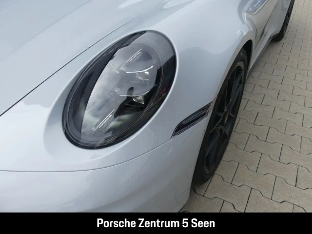 Porsche 992 Carrera Coupé GTS