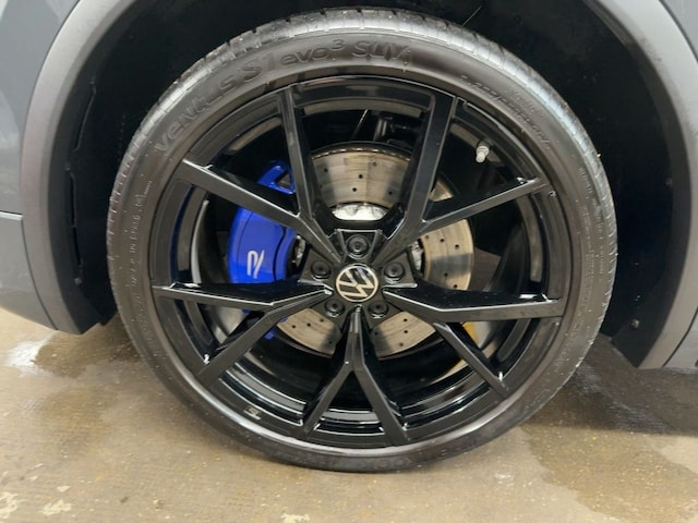 Volkswagen Tiguan 2.0 TSI DSG Style