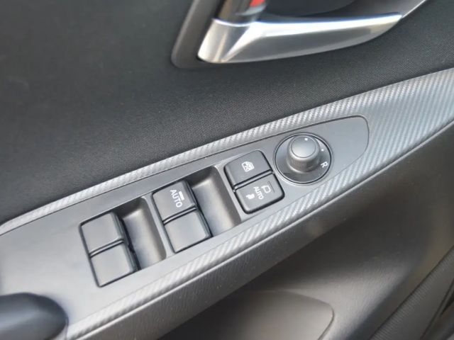 Mazda 2 Exclusive-line