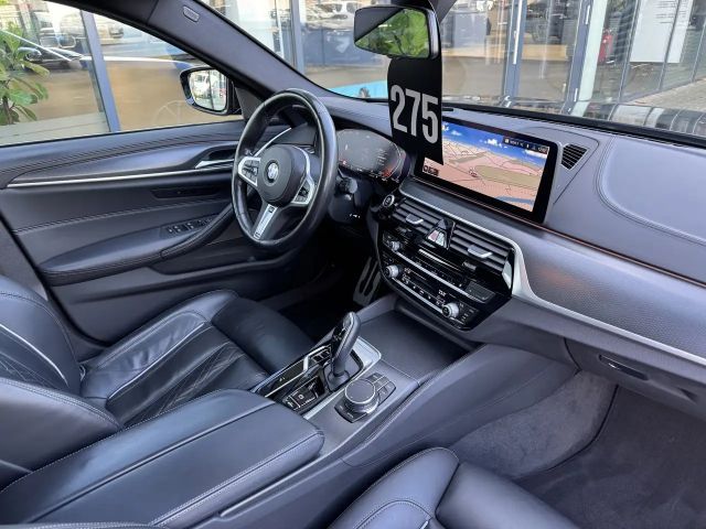 BMW 520 520d M-Sport Touring