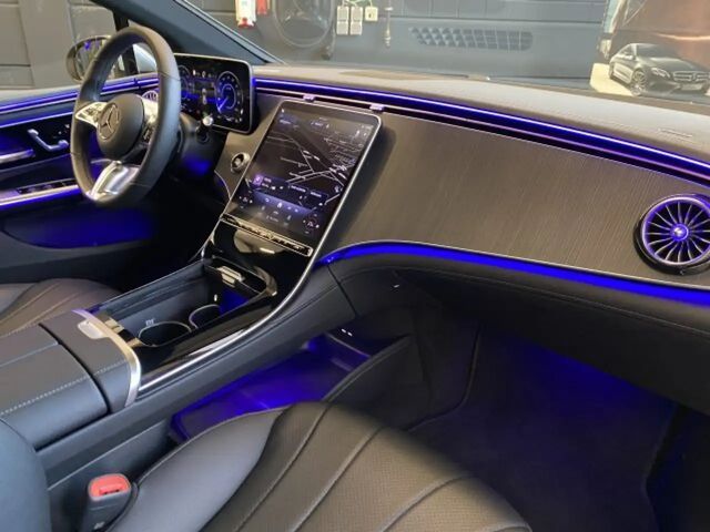 Mercedes-Benz EQE 300 Premium Sedan