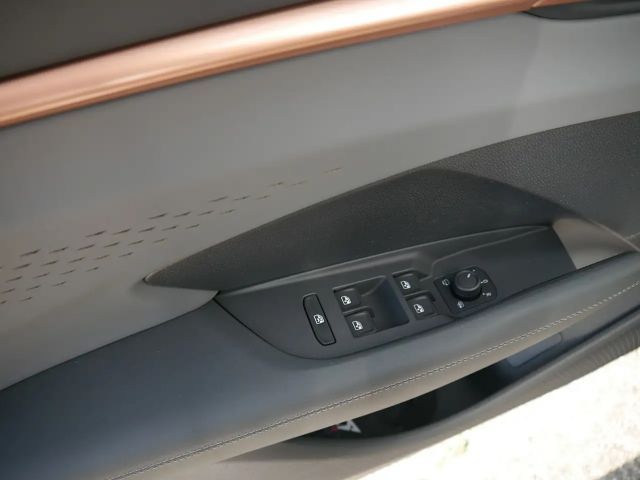 Cupra Terramar 1,5 eTSI DSG Cupra, LED, Full Link, ACC, 360° K...