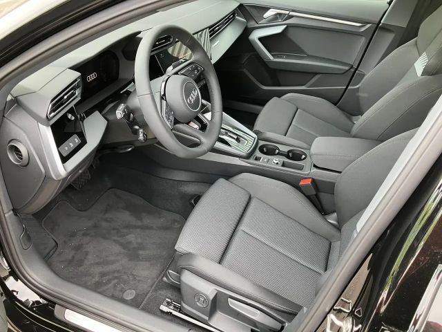 Audi A3 30 TFSI Sedan