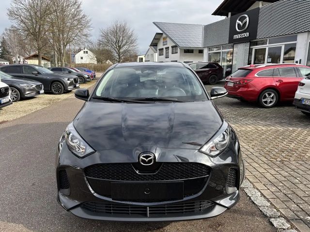 Mazda 2 Hybrid 1.5L VVT-i 116 e-CVT CENTERLINE Kamera