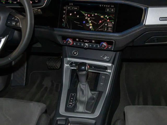 Audi Q3 35 TDI S-Line S-Tronic