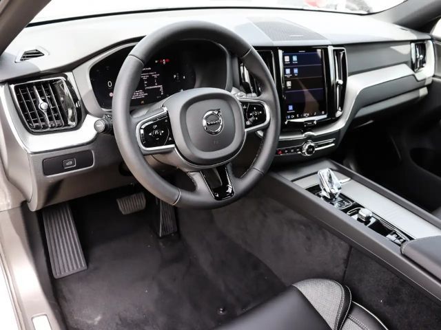 Volvo XC60 Dark Plus