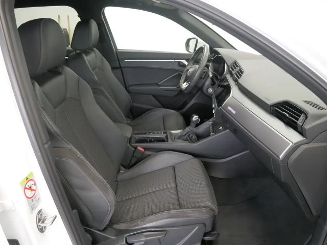 Audi Q3 45 TFSI Hybride S-Line