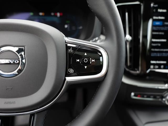 Volvo XC60 AWD Dark Plus Recharge T8