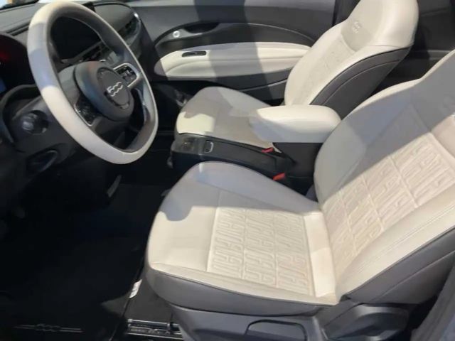 Fiat 500e 42 kWh