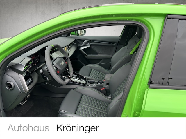 Audi RS3 Quattro S-Tronic Sedan