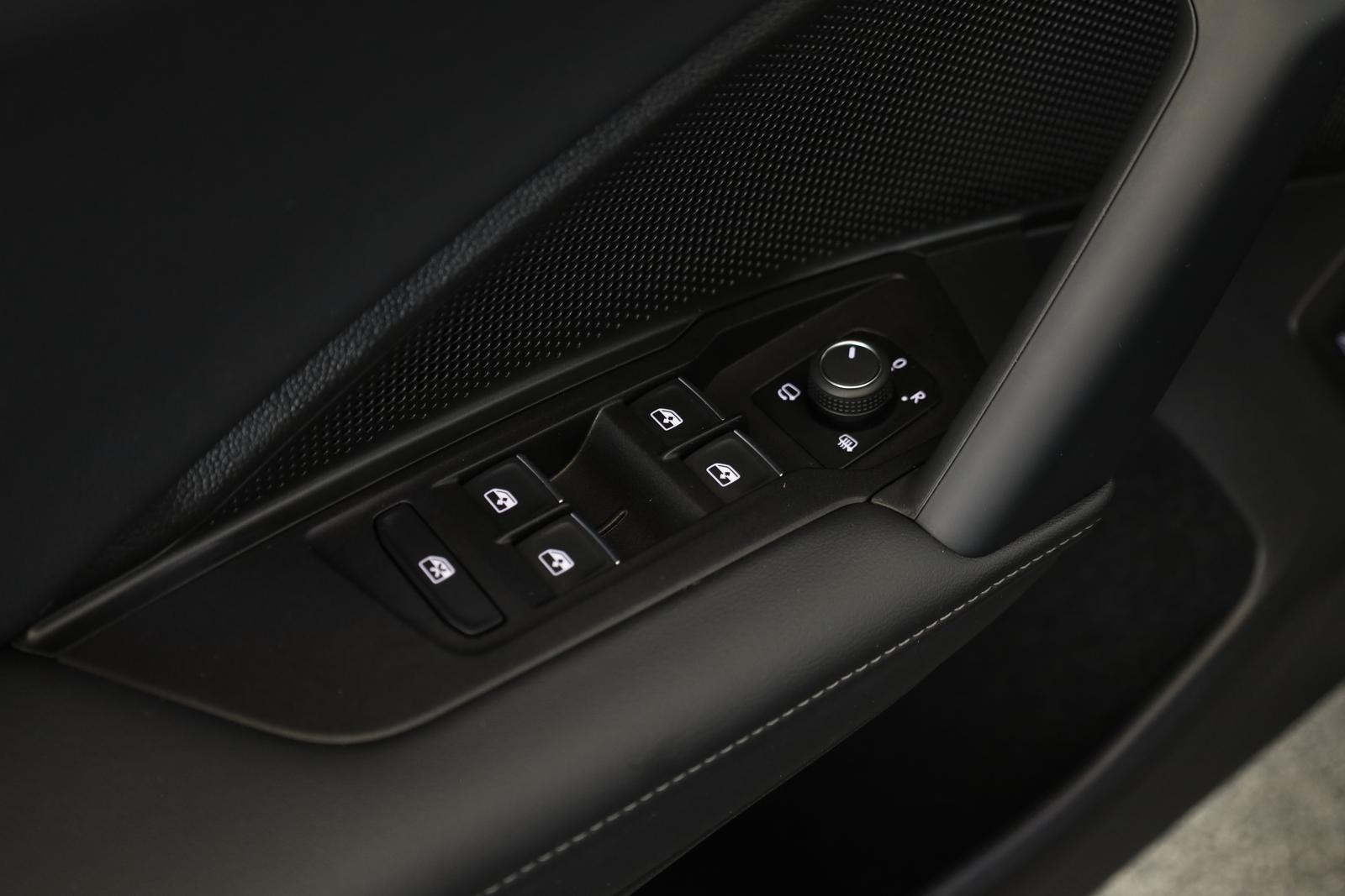 Volkswagen Tiguan 2.0 TSI DSG IQ.Drive R-Line