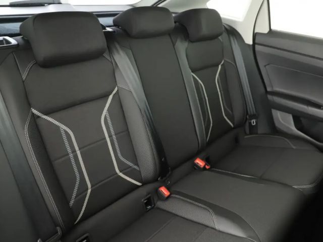 Volkswagen Taigo 1.0 TSI IQ.Drive Style