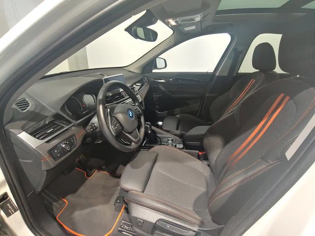 BMW X1 xDrive25e