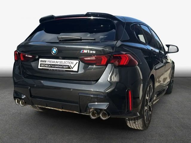 BMW M140i Sedan xDrive