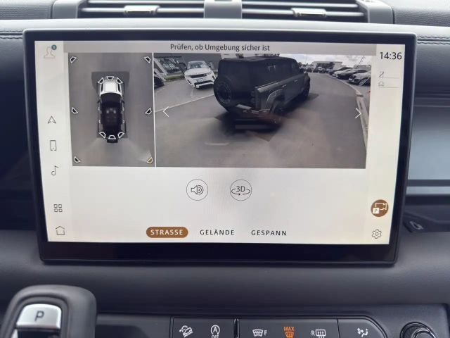 Land Rover Defender 110