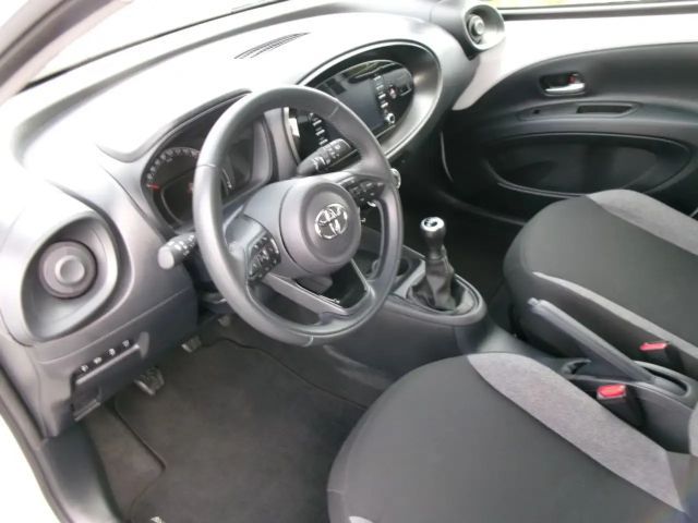 Toyota Aygo X Hatchback Play X-play