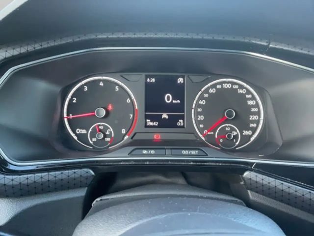 Volkswagen T-Cross 1.0 TSI Style