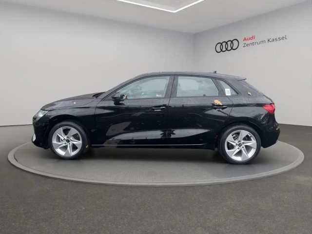 Audi A3 30 TDI Sedan
