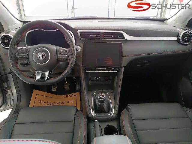 MG ZS Luxury