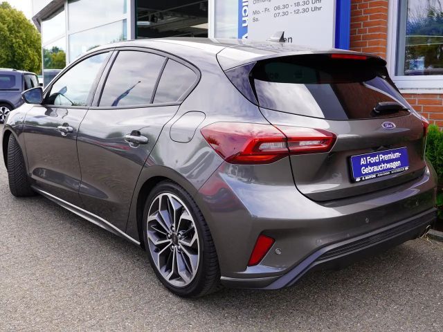Ford Focus ST Line