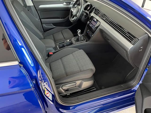 Volkswagen Passat 2.0 TDI R-Line Variant