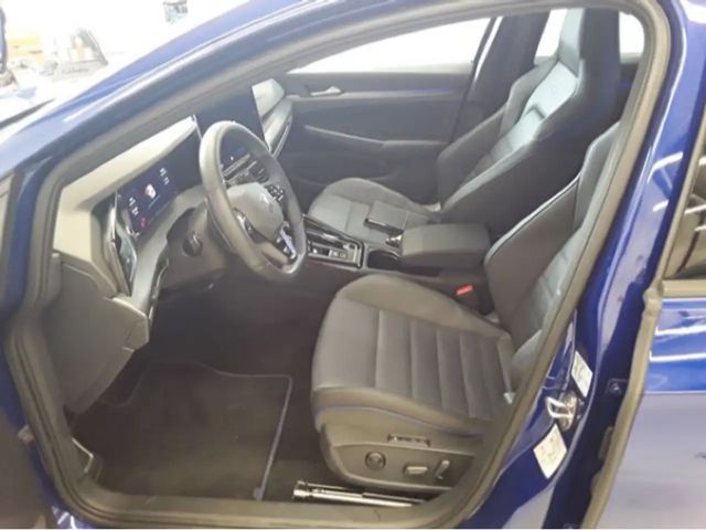 Volkswagen Golf 2.0 TSI DSG Golf VIII IQ.Drive