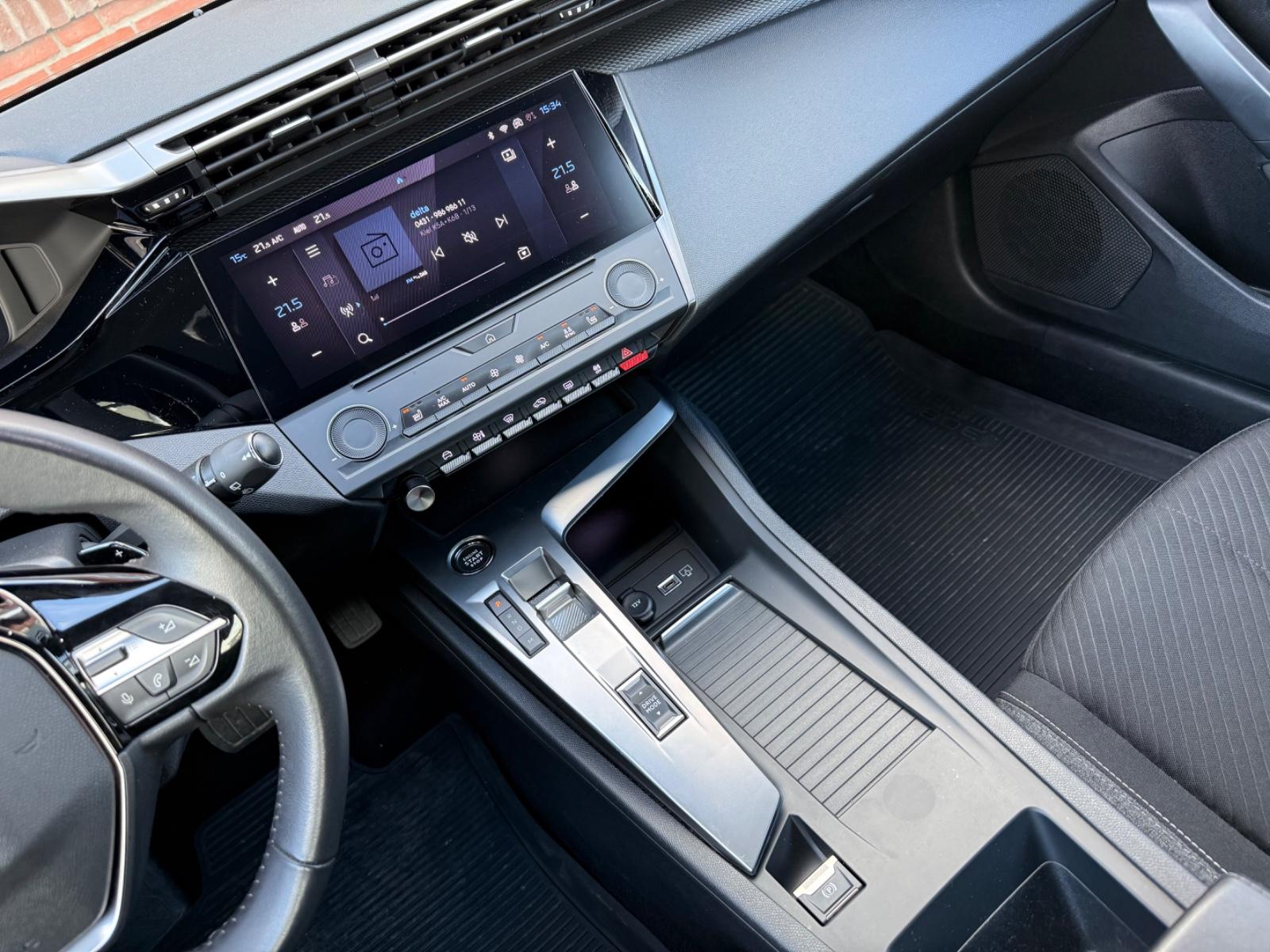 Peugeot 308 1.2 Pure Tech "Active Pack" LED SHZ PDC 1Hd.