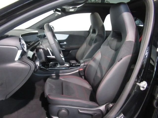 Mercedes-Benz A 35 AMG 4MATIC AMG Line