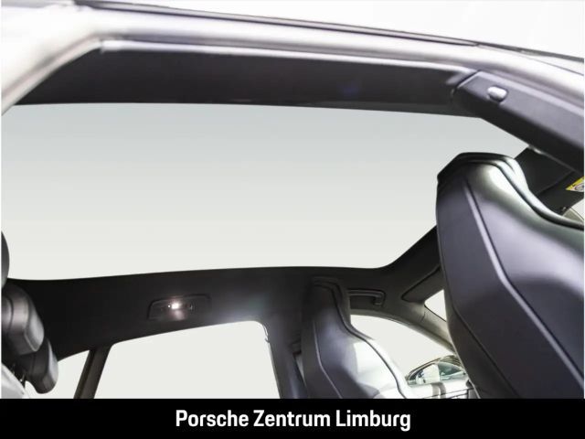 Porsche Taycan 4 Cross Turismo
