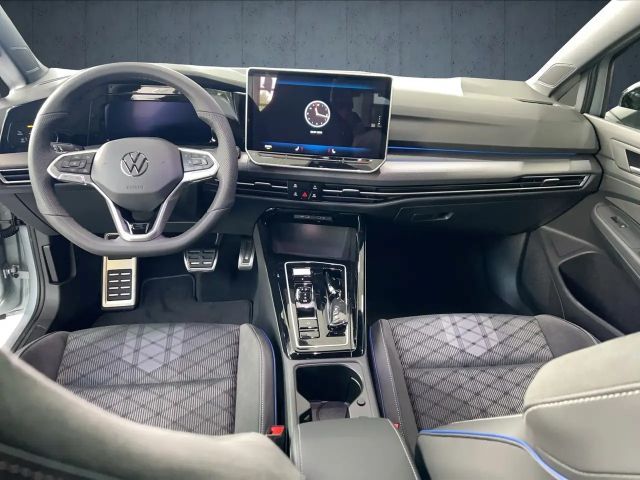 Volkswagen Golf 1.5 eTSI DSG Style