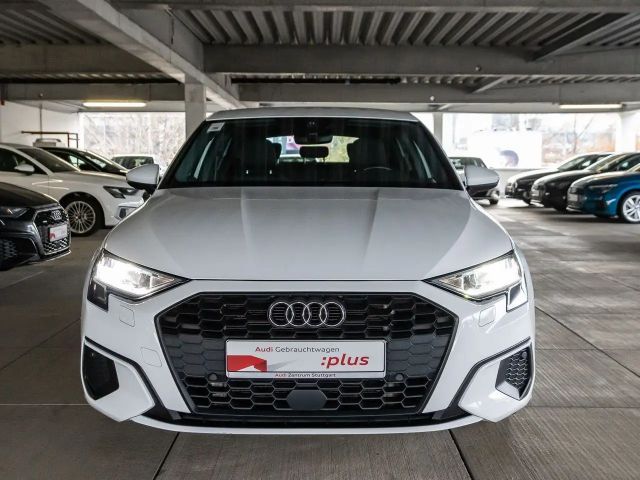 Audi A3 40 TFSI Hybride Sedan