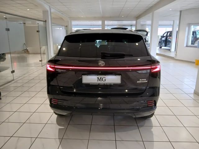MG HS Luxury