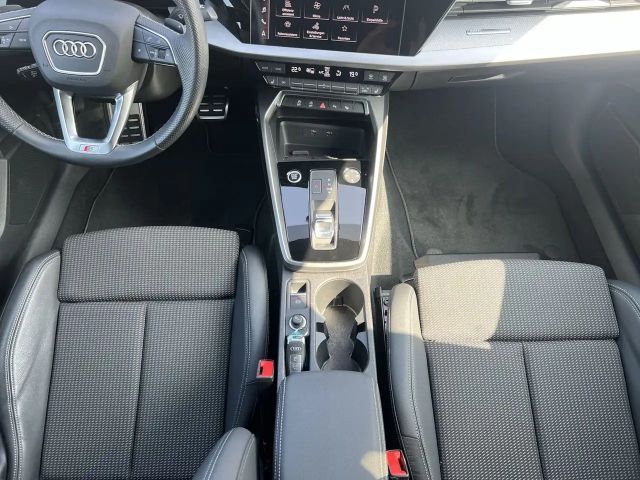 Audi A3 35 TFSI S-Line S-Tronic Sedan
