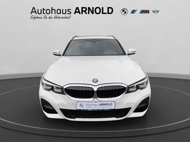 BMW 330 330e M-Sport Touring