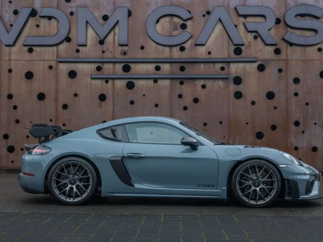 Porsche Cayman 718 Coupé RS