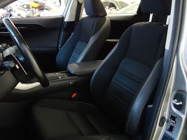 Lexus NX Hybrid Aut. *CARPLAY *ASSISTENZ *LENKRADHZG