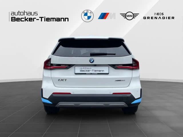 BMW iX1 xDrive30