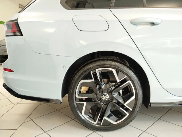 Volkswagen Golf DSG Sport Variant