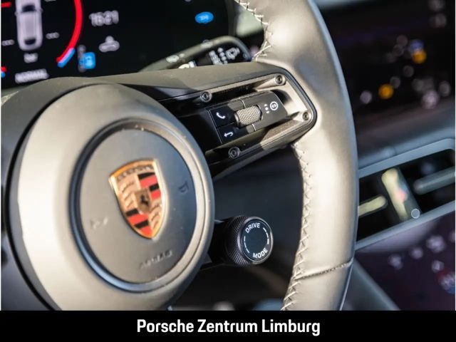Porsche Taycan 4 Cross Turismo