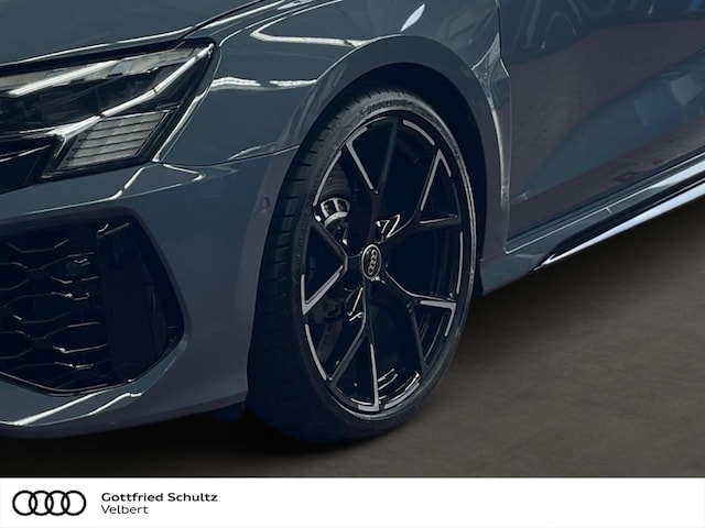 Audi RS3 Quattro S-Tronic Sedan