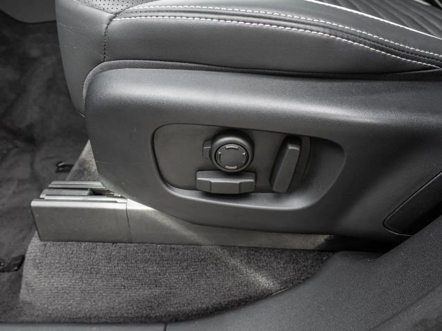 Land Rover Discovery D300 Dynamic HSE