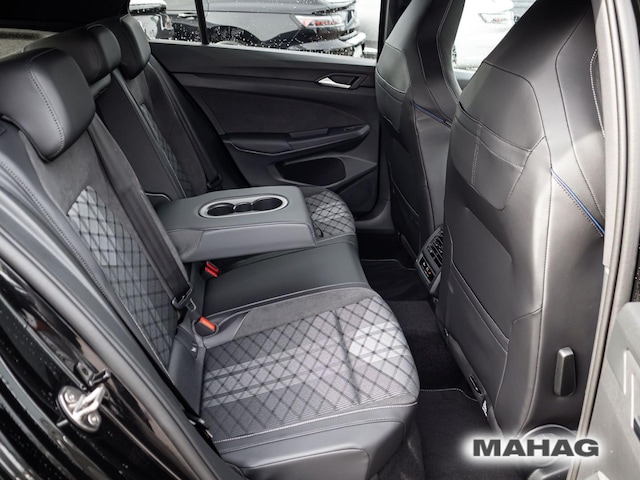 Volkswagen Golf 1.5 eTSI Golf VIII IQ.Drive