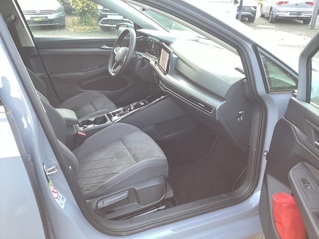 Volkswagen Golf 1.5 eTSI DSG Golf VIII Style